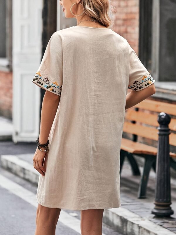 Embroidered Trim Crew Neck Dress, Elegant Simple Short Sleeve Dress For Spring & Summer, Women's Clothing